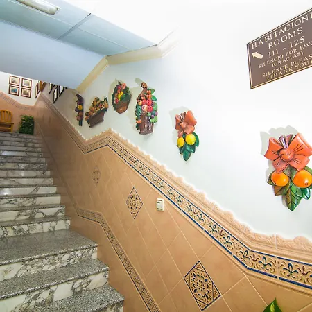 Casa de hóspedes Corchos 2*