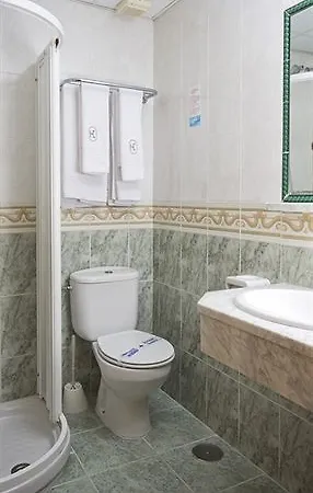 Corchos Casa de hóspedes 2*