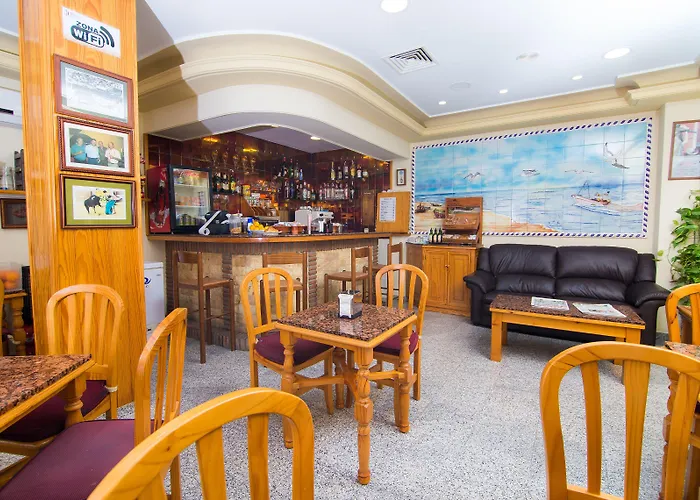 Гостевой дом Corchos 2*