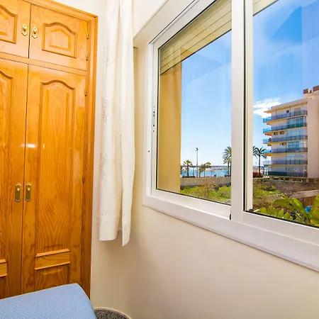 洛斯蔻驰奥斯旅馆 2*