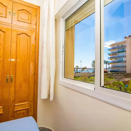 Corchos بيت ضيافة فوينخيرولا